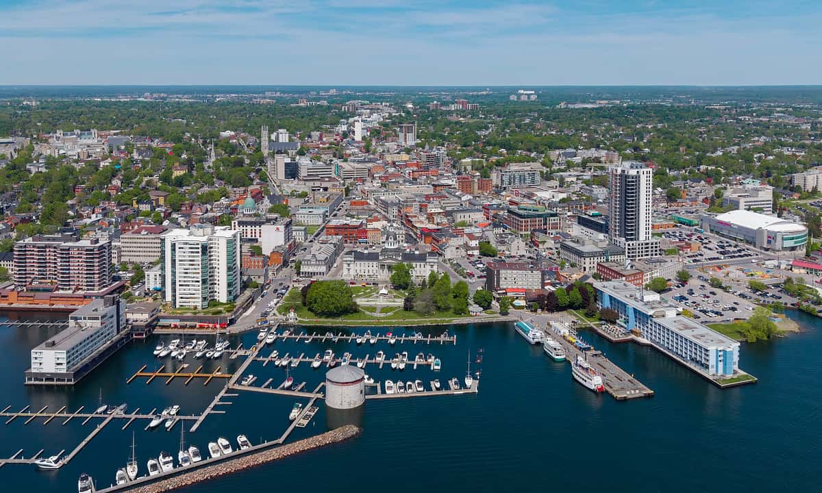 Condos for sale in Kingston