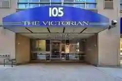 105 Victoria St