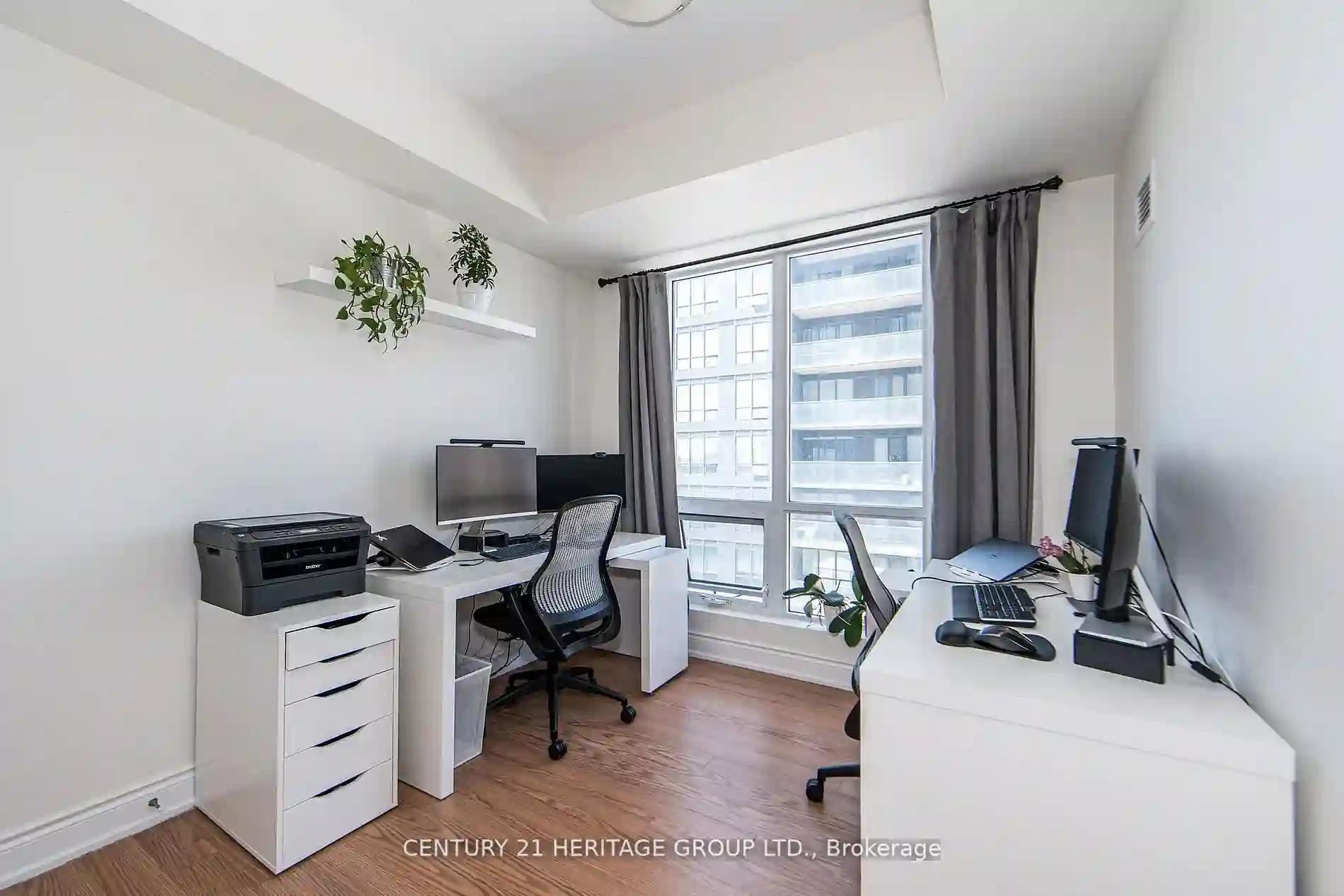 https://api.condopoint.ca/cdn/images/N6205856/photo_13.webp