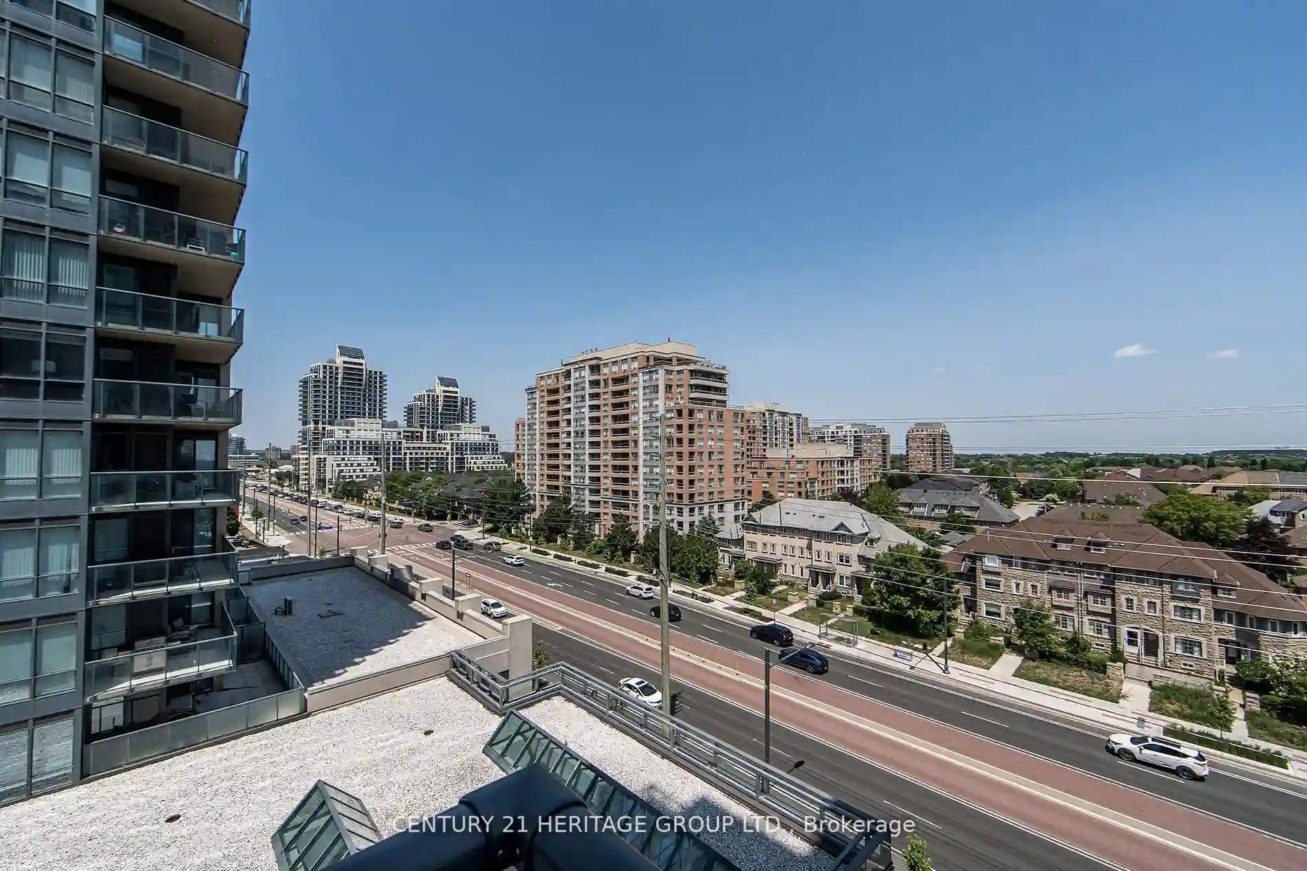 https://api.condopoint.ca/cdn/images/N6205856/photo_30.webp