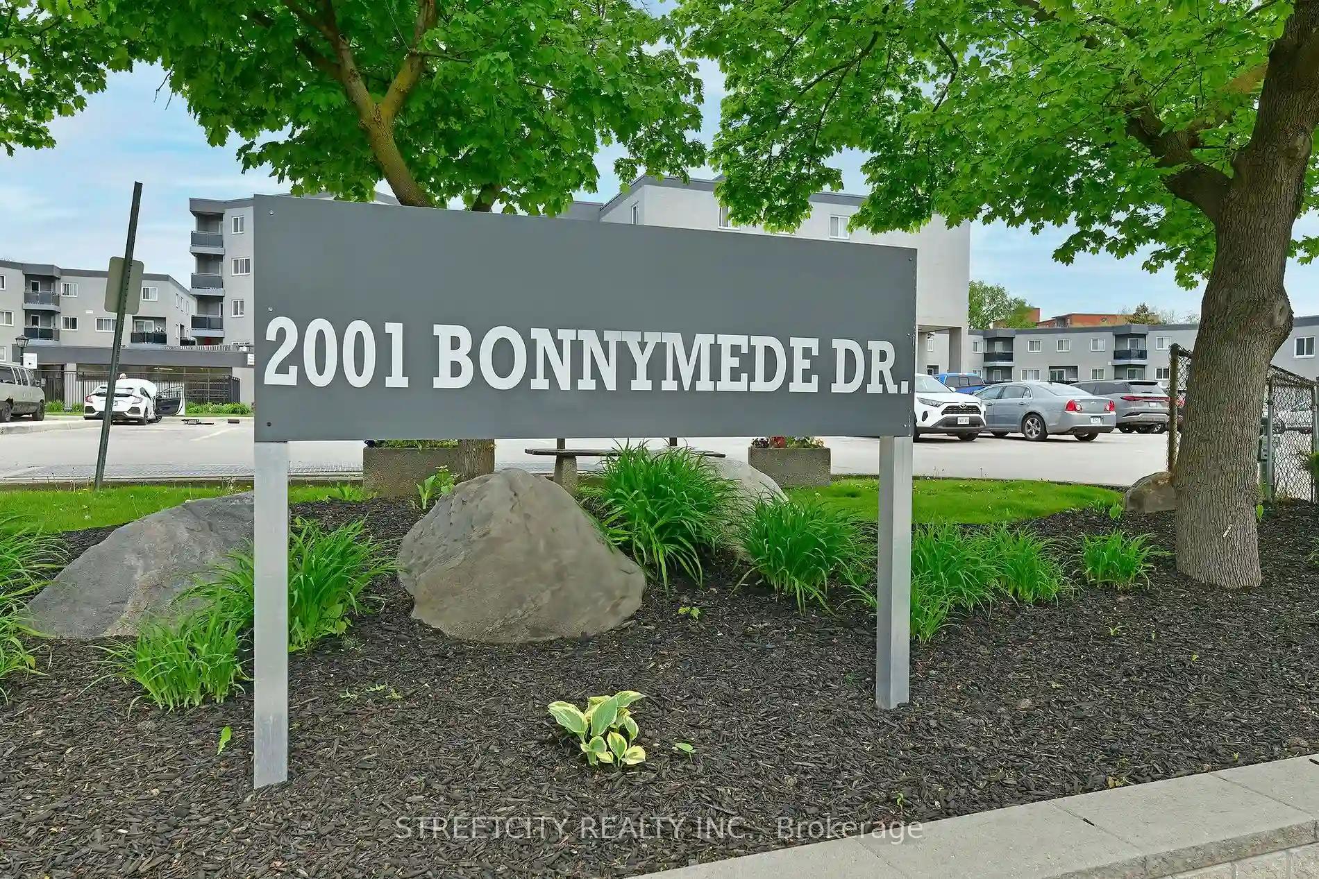 2001 Bonnymede Dr