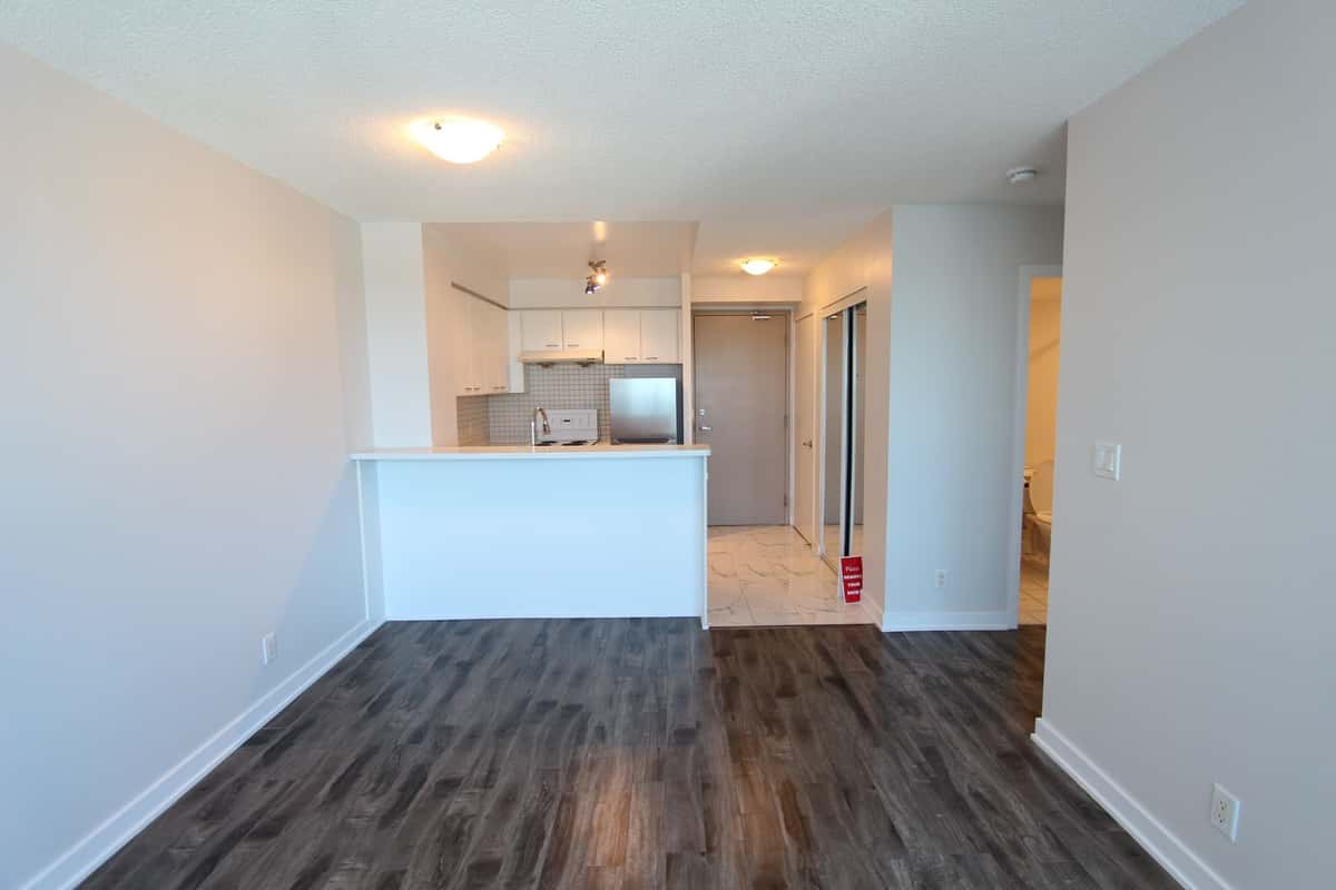 36 Lee Centre Drive 2906, Toronto, ON M1H 3K2 - property image 4
