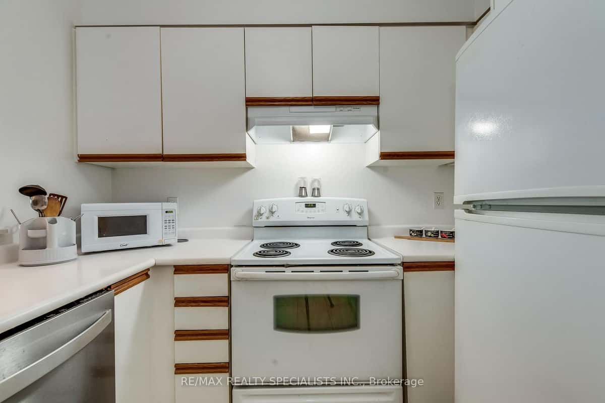 1112 - 2177 Burnhamthorpe , Mississauga - property image 1