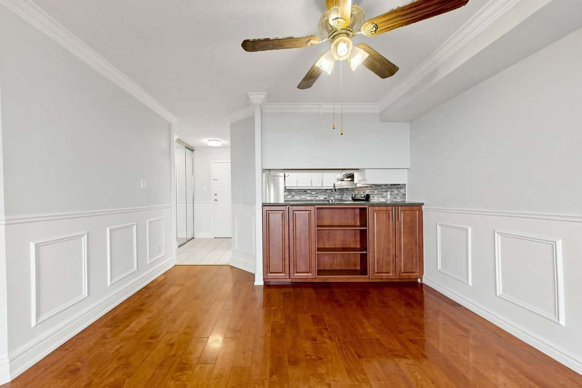236 Albion Road 1902, Toronto, ON M9W 6A6 - property image 3