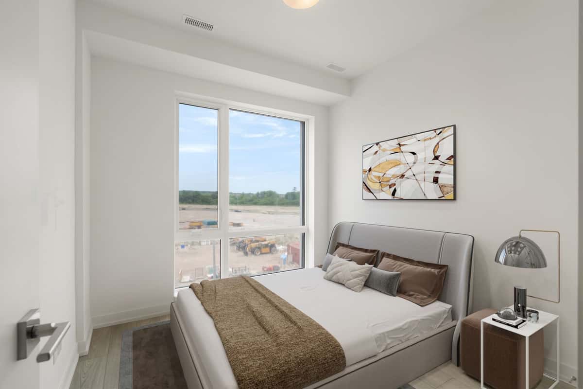 301 - 67 Saigon , Richmond Hill - property image 2