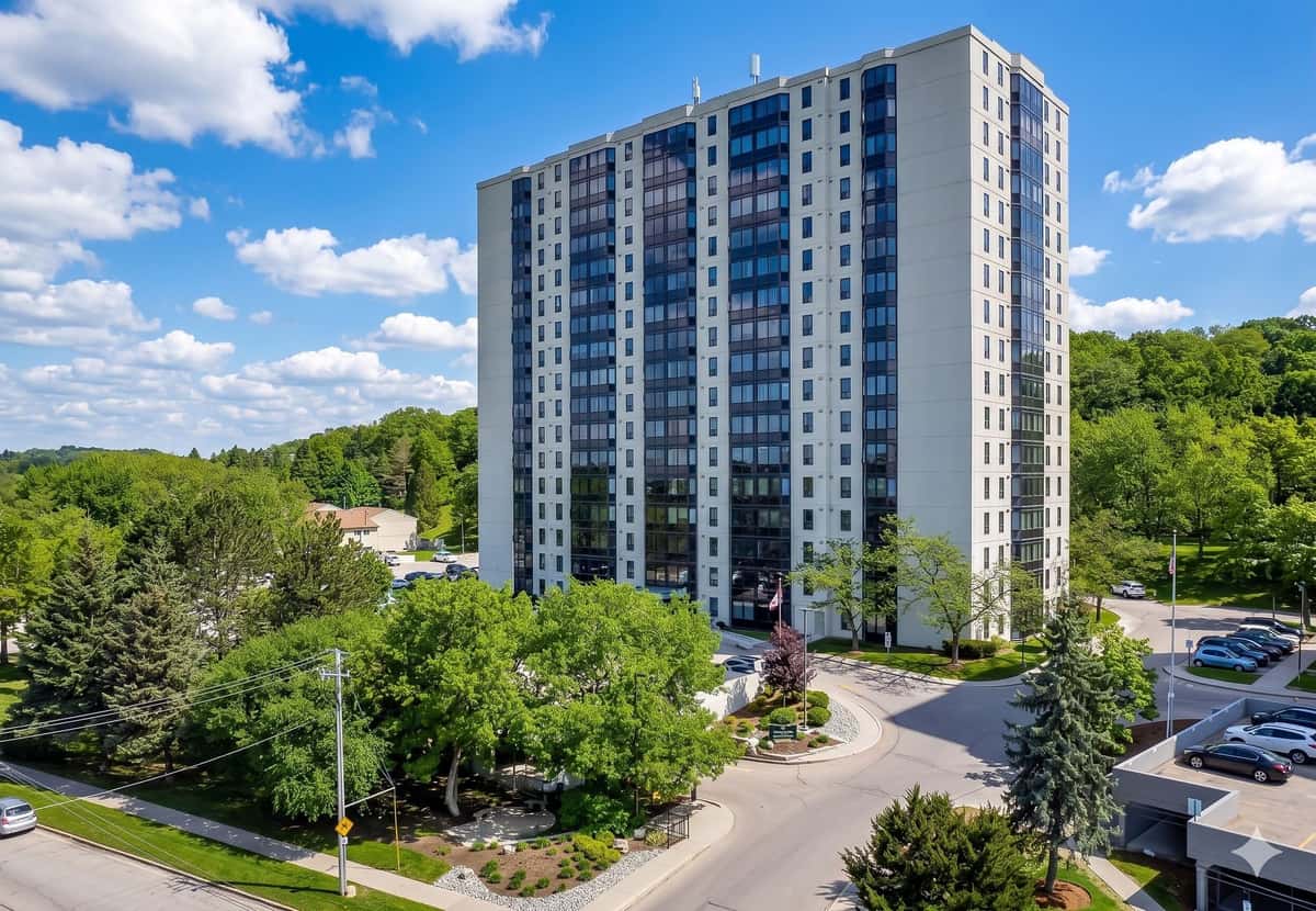 35 Green Valley Drive 103, Kitchener, ON N2P 2A5 - property image 5