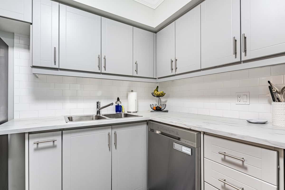 1508 Pilgrims Way 832, Oakville, ON L6M 3H1 - property image 1