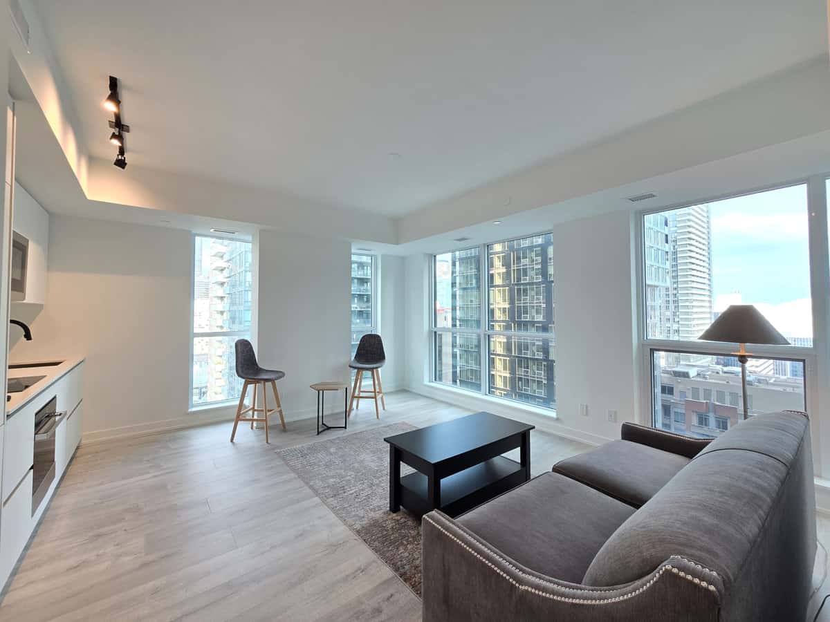 2102 - 327 King , Toronto C01 - property image 1