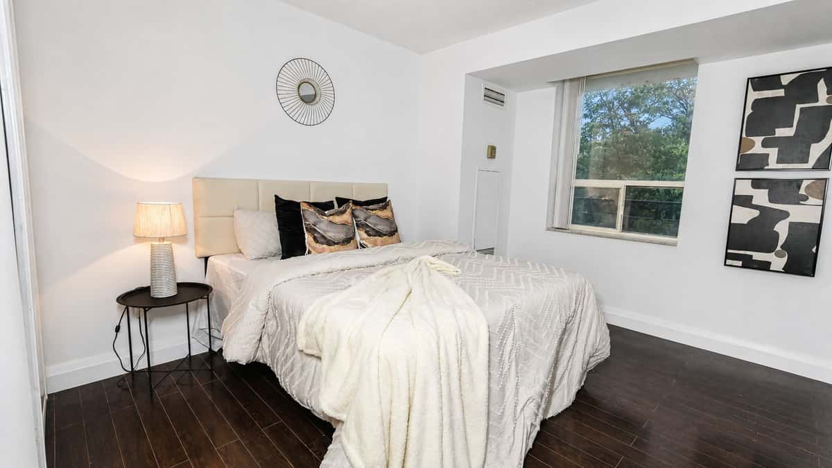 30 Malta Avenue 302, Brampton, ON L6Y 4S5 - property image 5