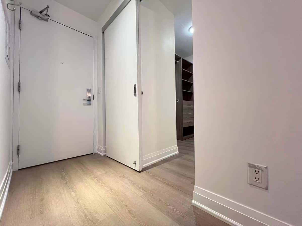 8 Charlotte Street 214, Toronto, ON M5V 0K4 - property image 2