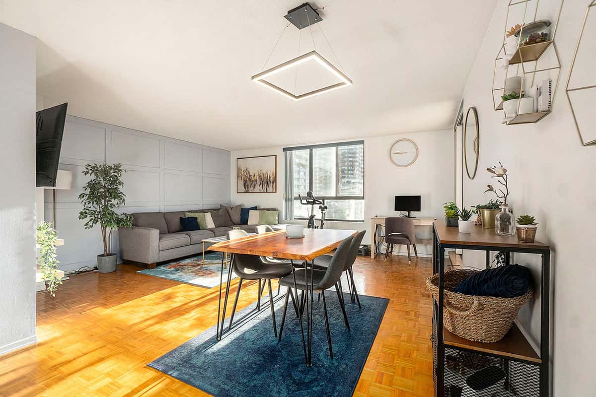 907 - 475 Laurier , Ottawa Centre - property image 1