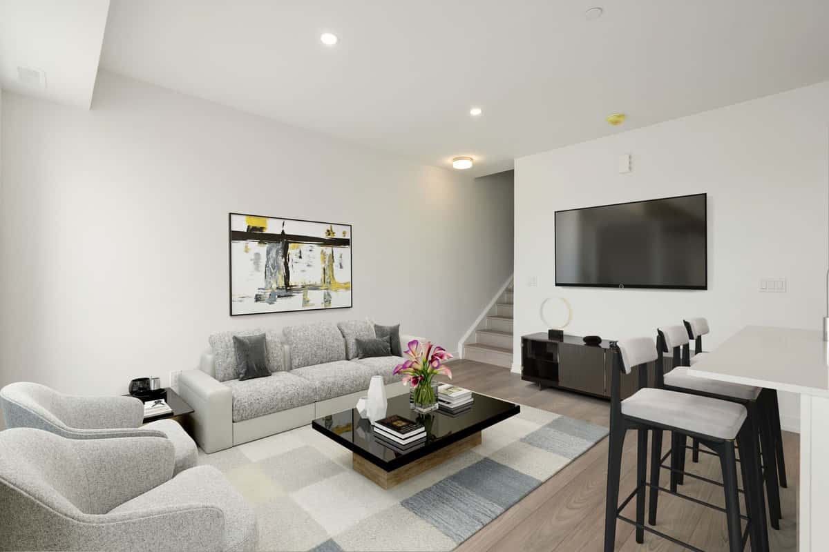 301 - 67 Saigon , Richmond Hill - property image 1