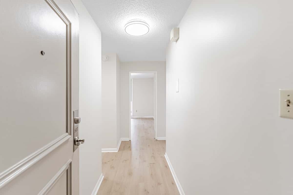 1320 Mississauga Valley Boulevard 507, Mississauga, ON L5A 3S9 - property image 1