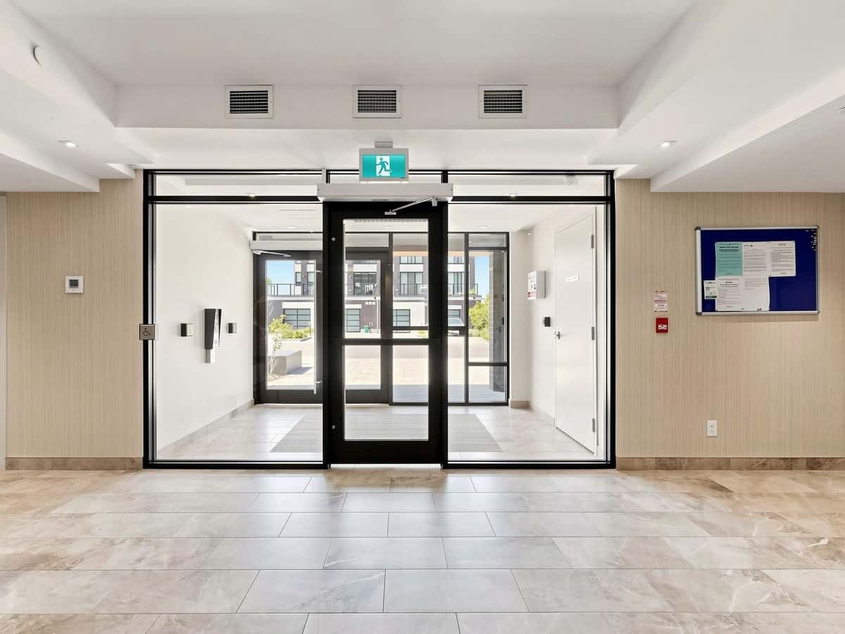 211 - 1 Climo , Markham - property image 4