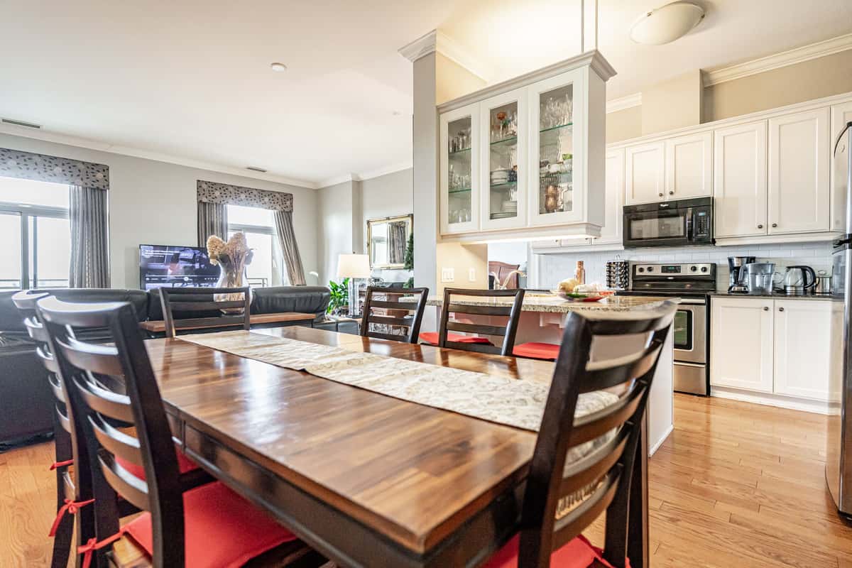 281 Woodbridge Avenue 621, Vaughan, ON L4L 0C6 - property image 2