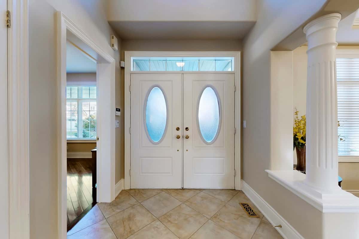 729 Hidden Grove Lane, Mississauga, ON L5H 4L2 - property image 1