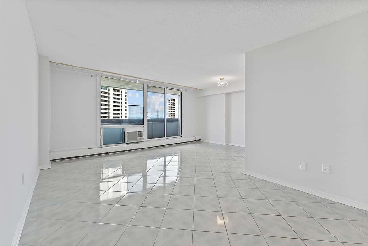 906 - 5 San Romanoway , Toronto W05 - property image 5