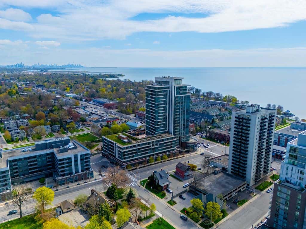 1 Hurontario Street 2002, Mississauga, ON L5G 0A3 - property image 3