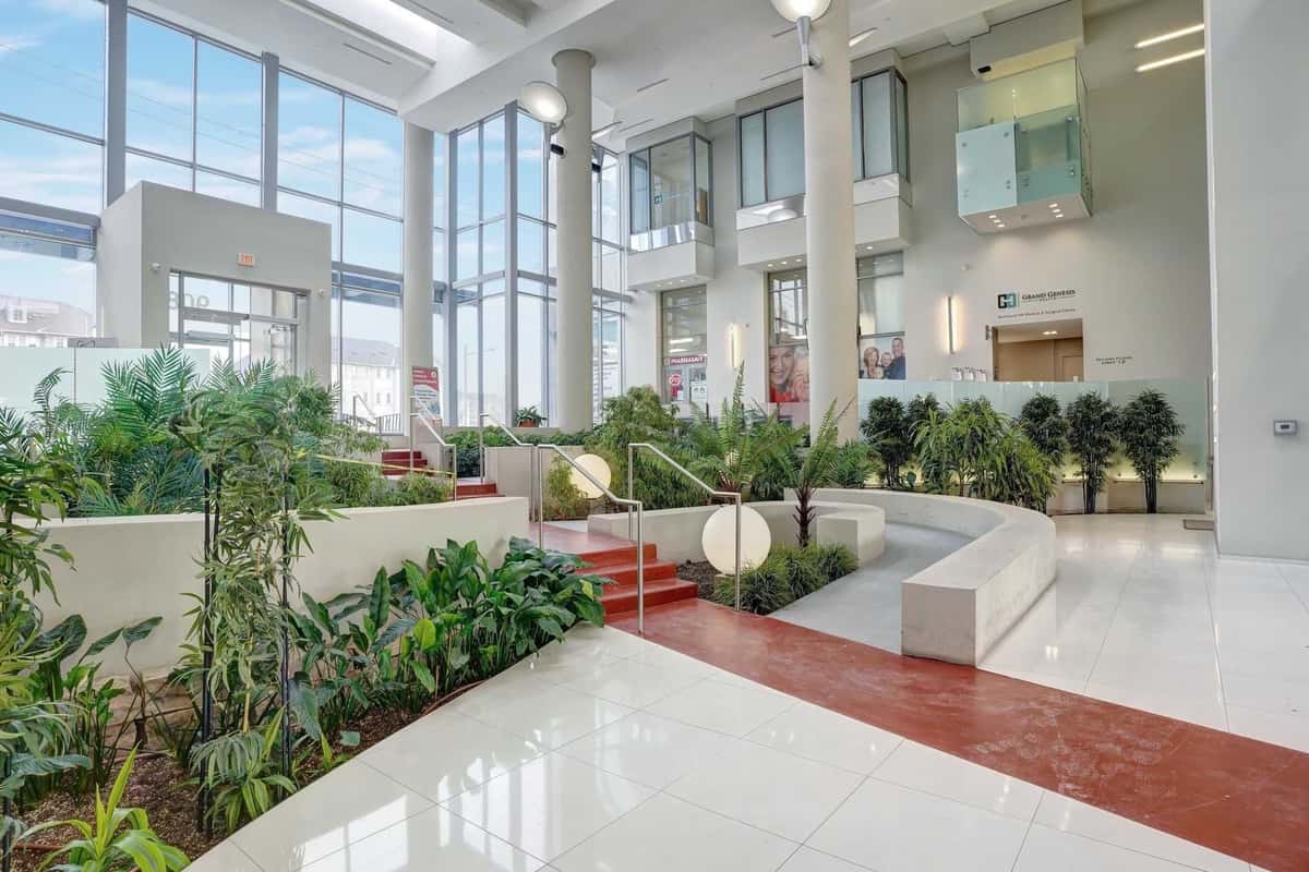 306A - 9088 Yonge , Richmond Hill - property image 3