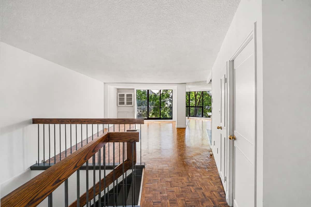 #411 - 33 Harbour , Toronto C01 - property image 3