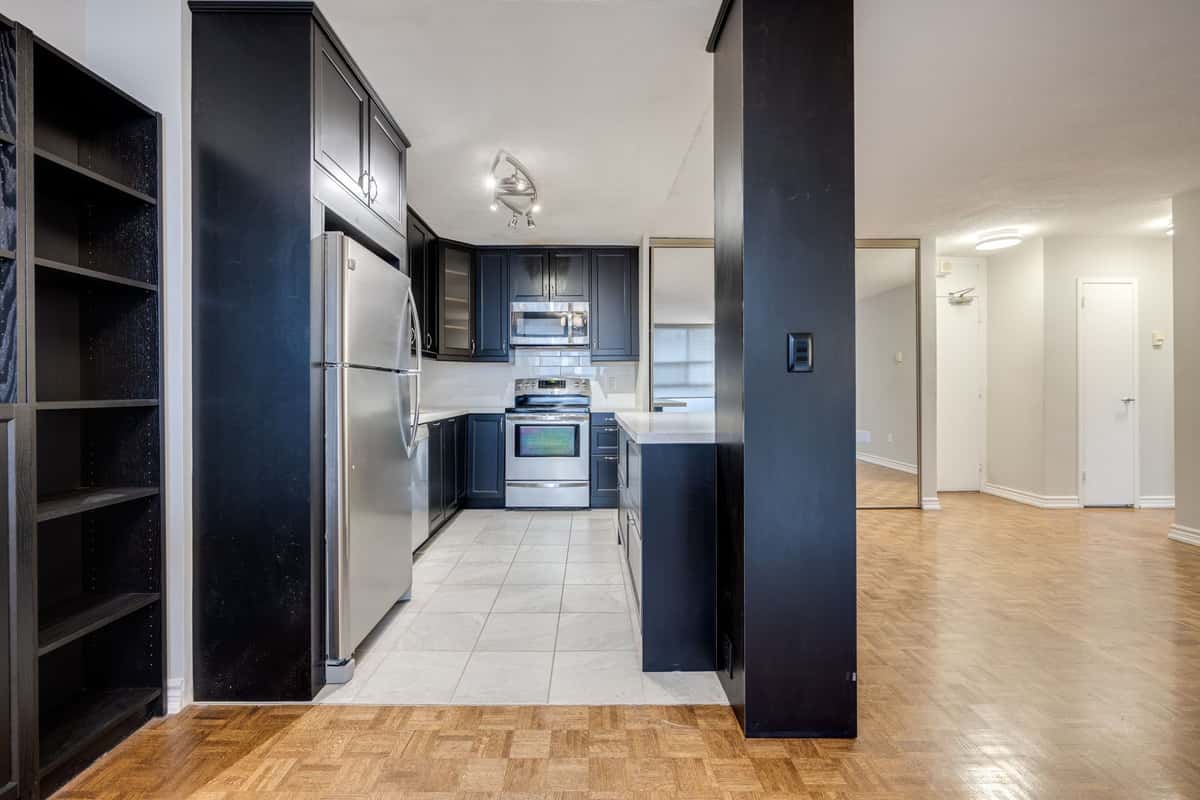 1715 - 40 Homewood , Toronto C08 - property image 3