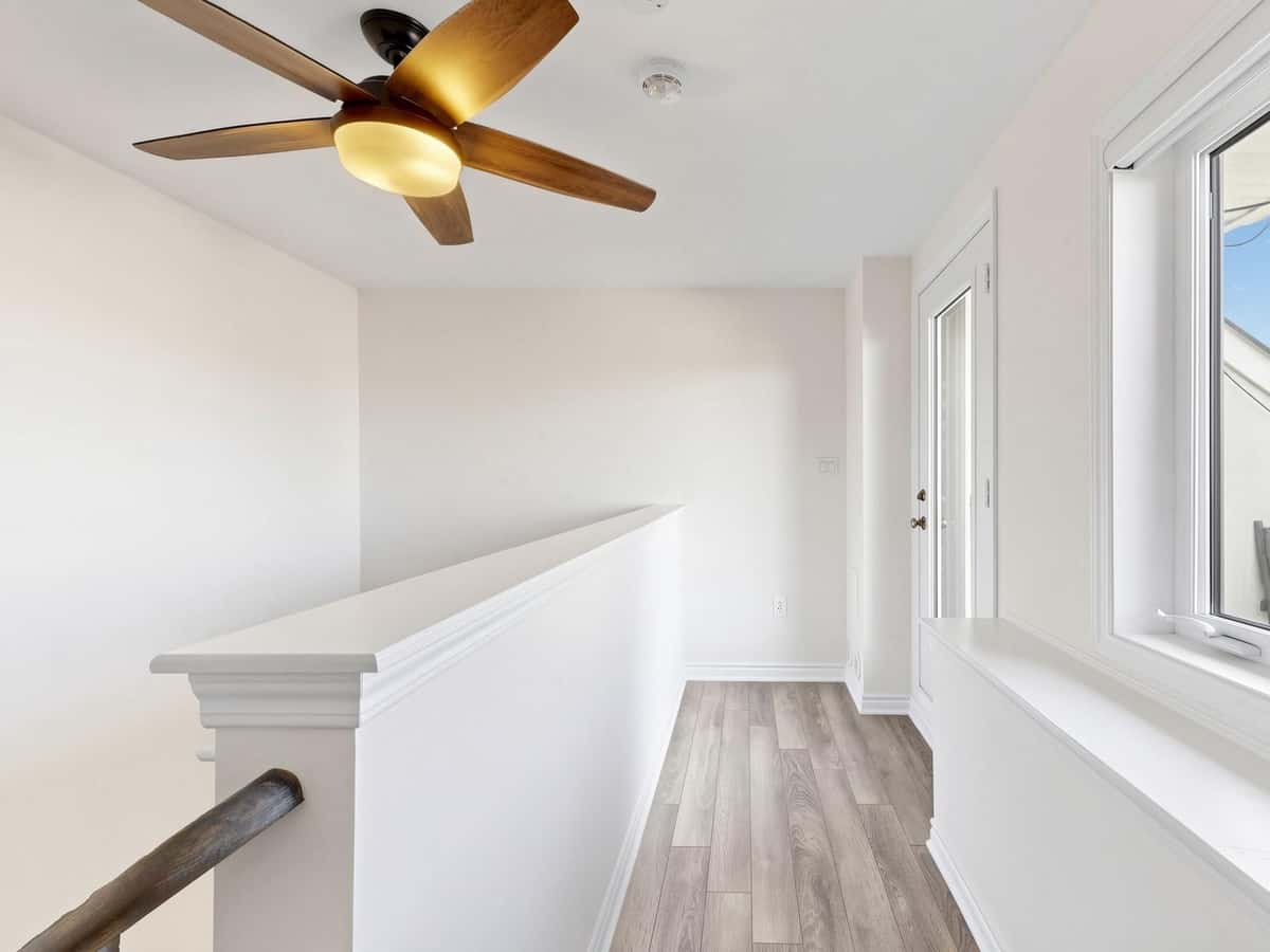 392 Arthur Bonner Avenue, Markham, ON L6B 1N1 , Markham - property image 3