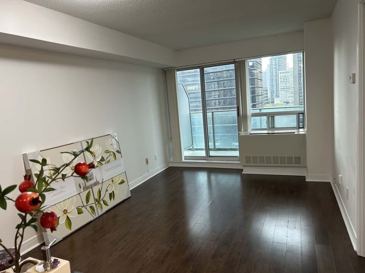 31 Bales Avenue 1607, Toronto, ON M2N 7L6 - property image 4
