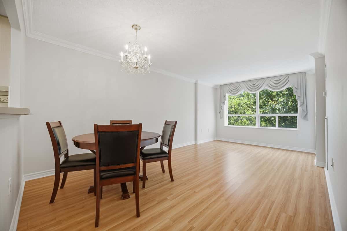 1406 - 100 Burloak , Burlington - property image 5