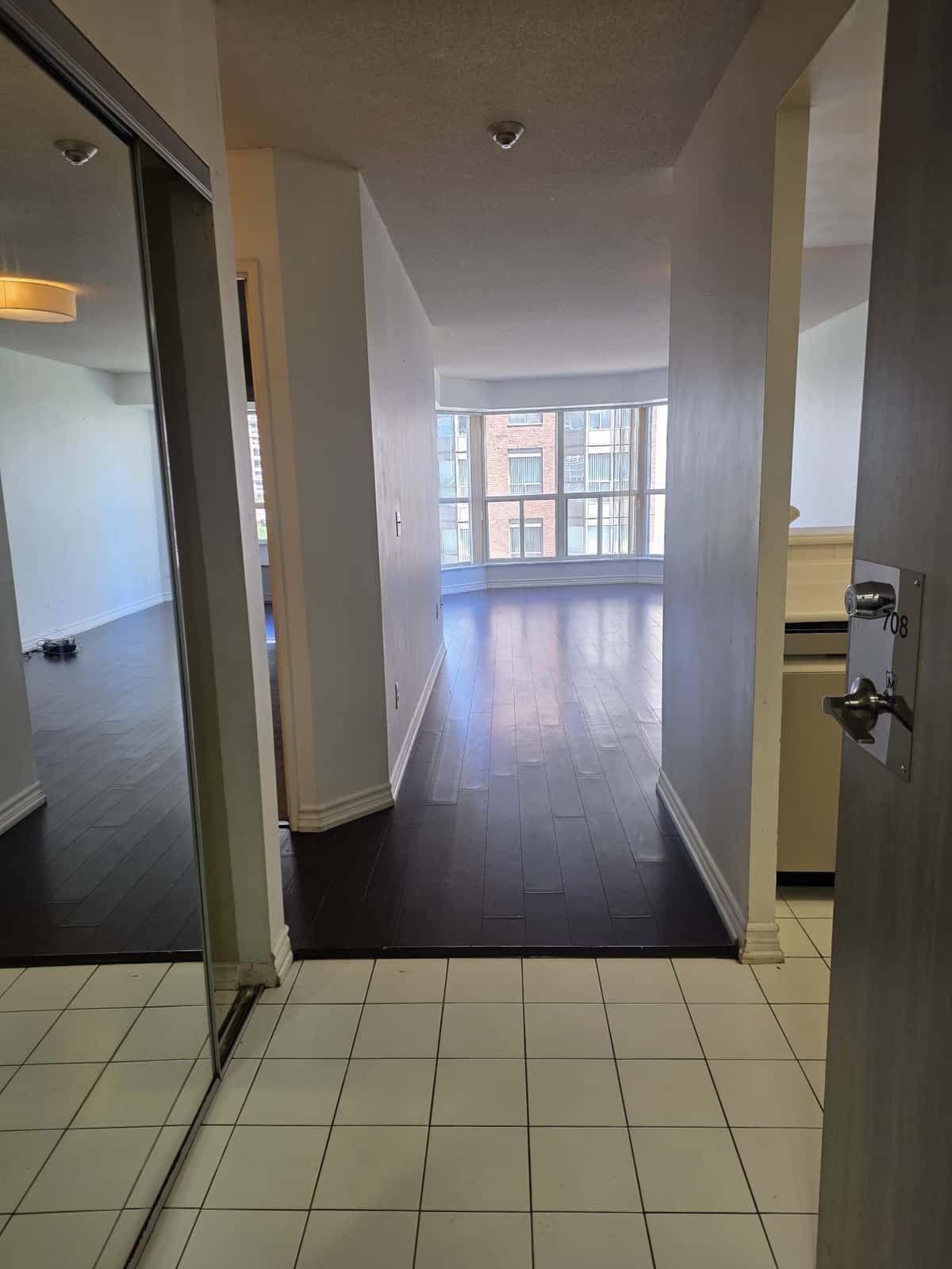 335 Webb Drive 708, Mississauga, ON L5B 4A1 - property image 1