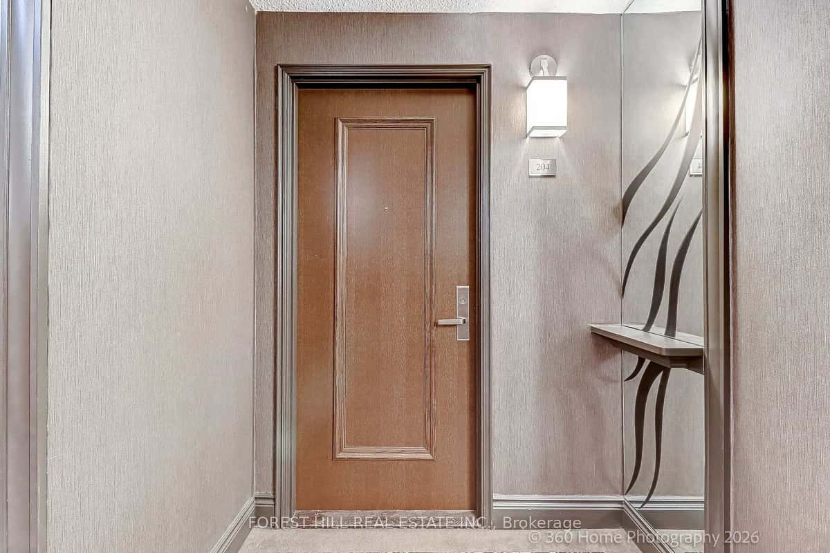 45 Kingsbridge Garden Circle 204, Mississauga, ON L5R 3K4 - property image 5