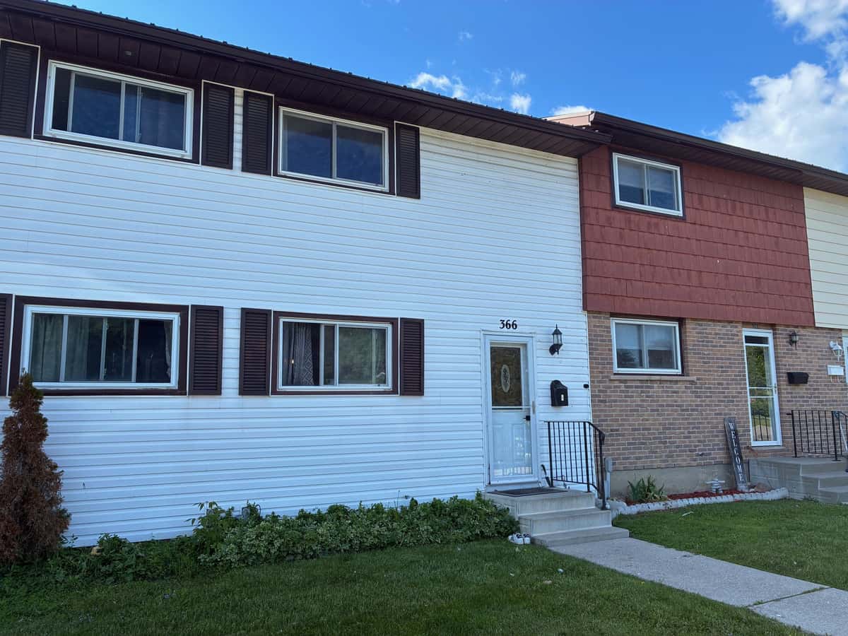 366 Forsyth Street 23, Gananoque, ON K7G 2Y1 - property image 1