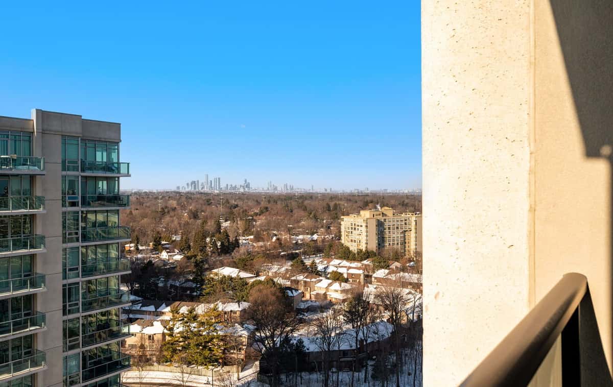 1035 Southdown Road LPH 1801, Mississauga, ON L5J 0A3 - property image 3