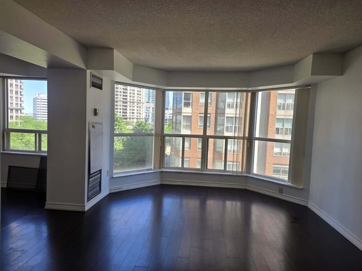 335 Webb Drive 708, Mississauga, ON L5B 4A1 - property image 2