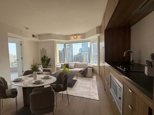 2104 - 155 Yorkville , Toronto C02 - property image 3